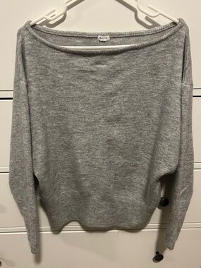 Garage Off-the-Shoulder Light Gray Sweater